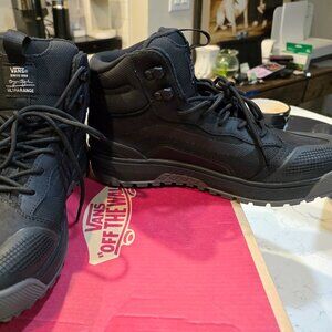 Vans UltraRange Hiking Hi MTE Gore-Tex x Bryan Iguchi BLACK SIZE 9 BOOTS NEW